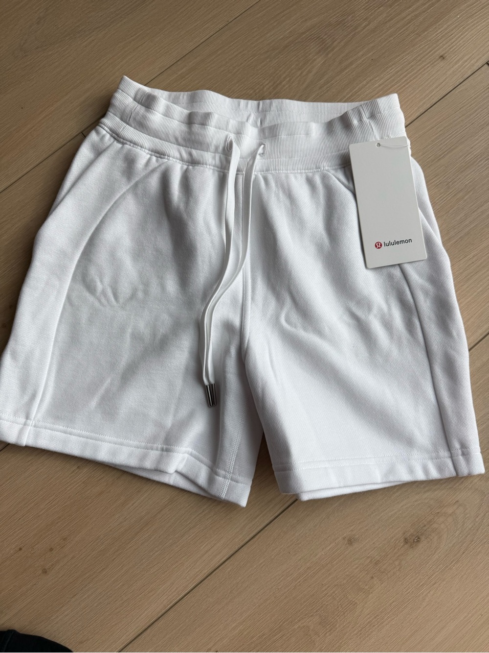 lululemon athletica women’s White Athletic Drawstring Shorts